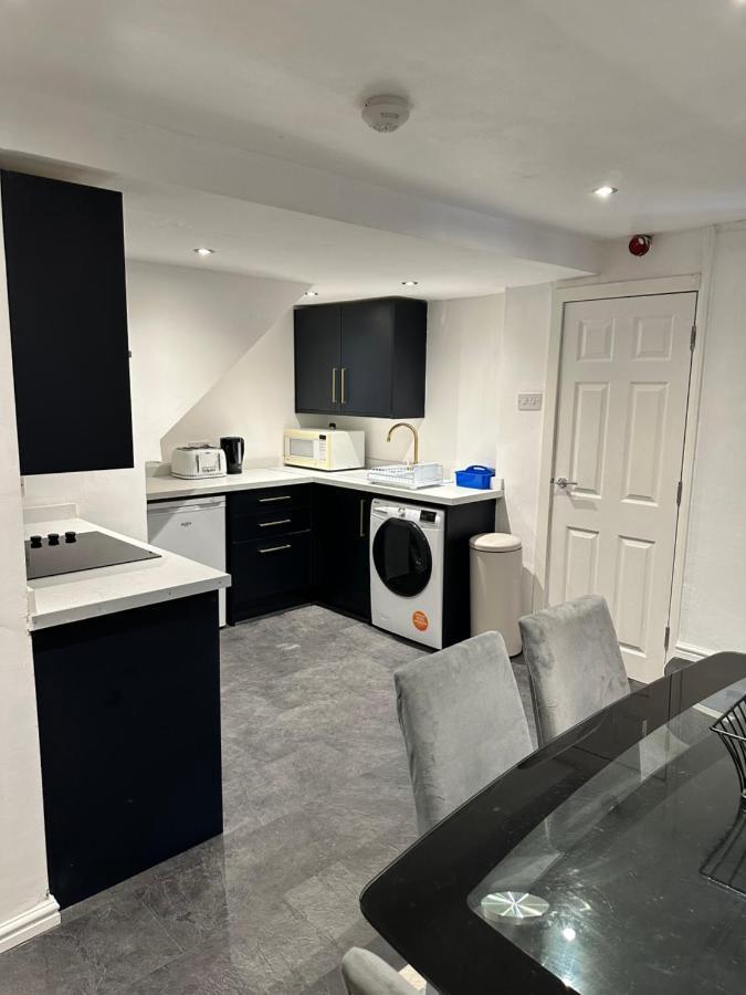 Modern 2 Bedroom Apt Derby City Εξωτερικό φωτογραφία