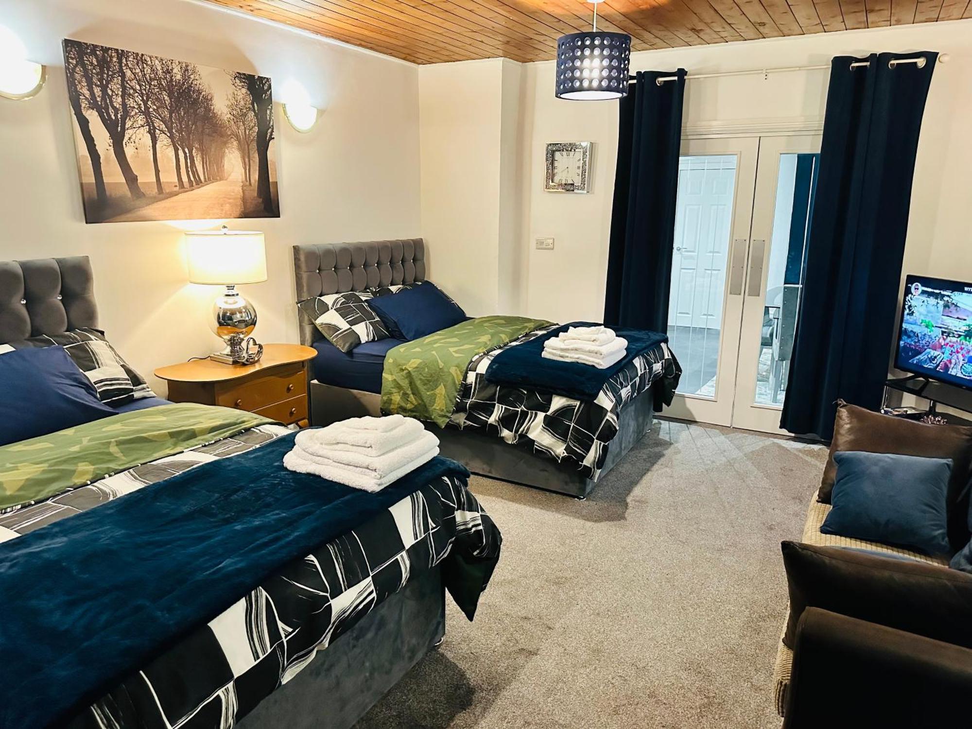 Modern 2 Bedroom Apt Derby City Εξωτερικό φωτογραφία